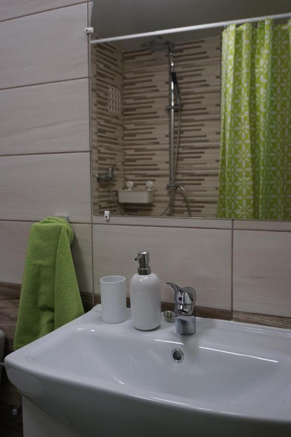 Berc Apartman Egerszalók Buitenkant foto