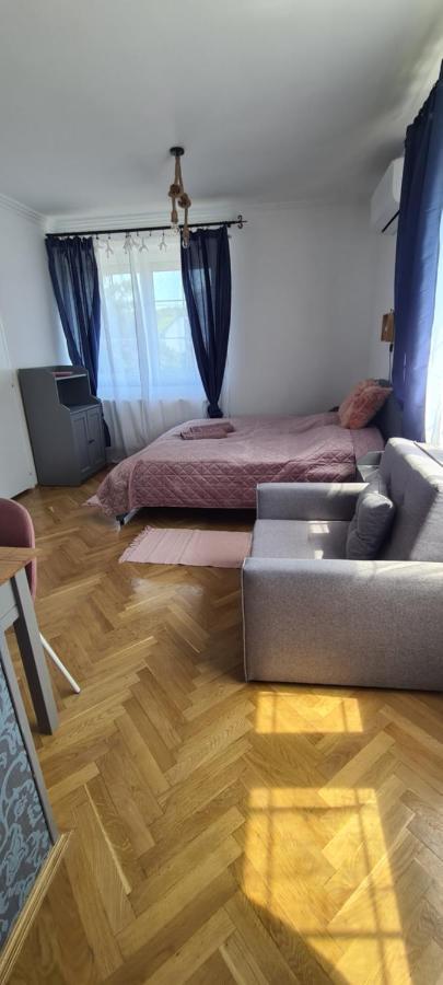 Berc Apartman Egerszalók Buitenkant foto