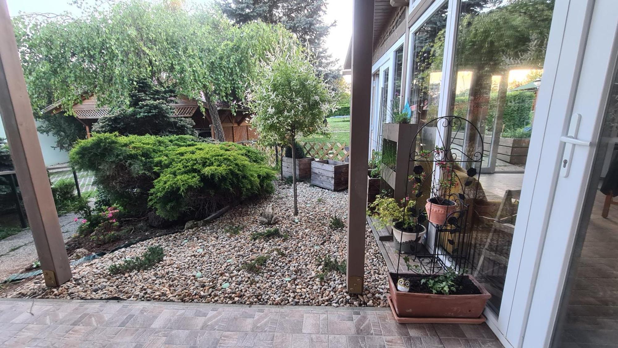Berc Apartman Egerszalók Buitenkant foto