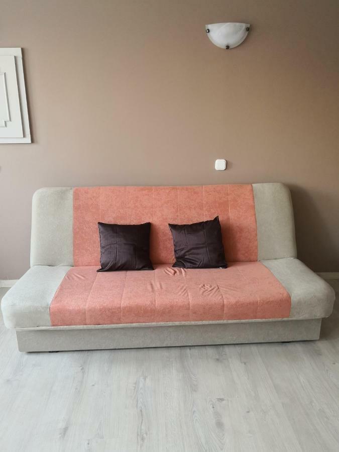 Berc Apartman Egerszalók Buitenkant foto