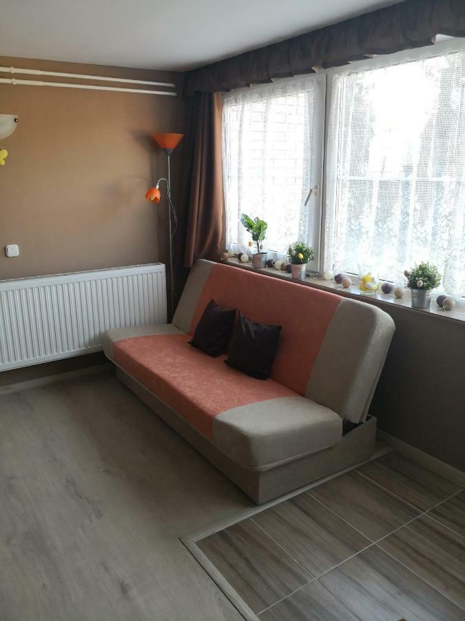 Berc Apartman Egerszalók Buitenkant foto